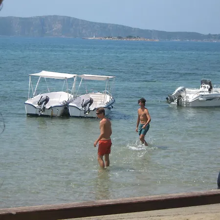 Beach * Tholon